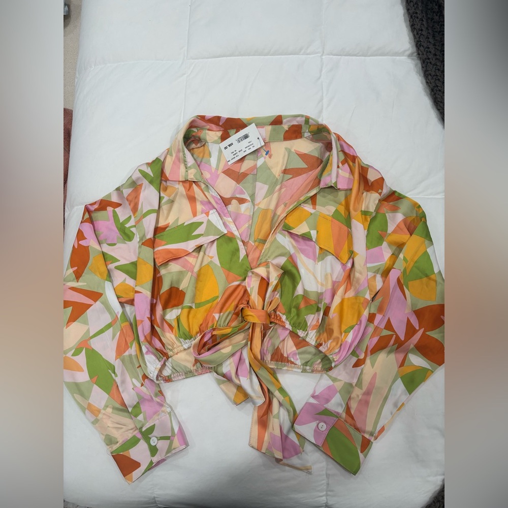 Vibrant Leaf Print Women's Crop Top